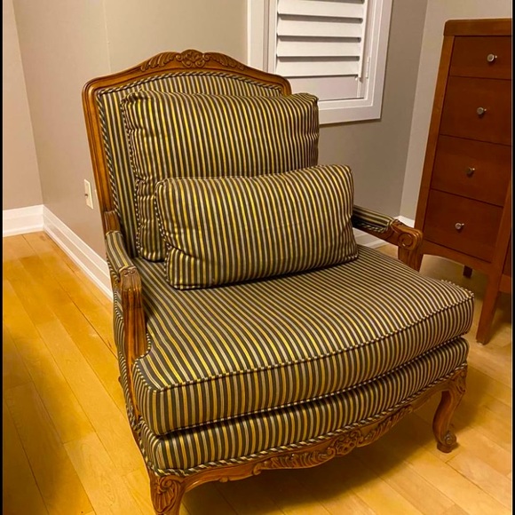 Stripes brown fabric arm chair - Picture 1 of 6